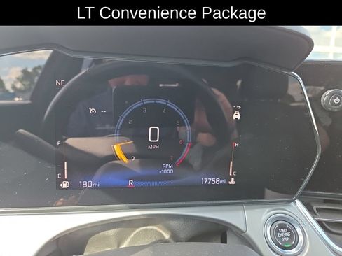 Used 2025 Chevrolet Trax LT w/ Driver Confidence Package FWD image 13
