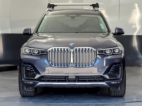 Used 2019 BMW X7 xDrive50i w/ Premium Package AWD/4WD image 8