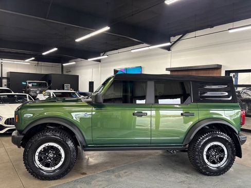 Used 2022 Ford Bronco Black Diamond w/ Sasquatch Package image 5