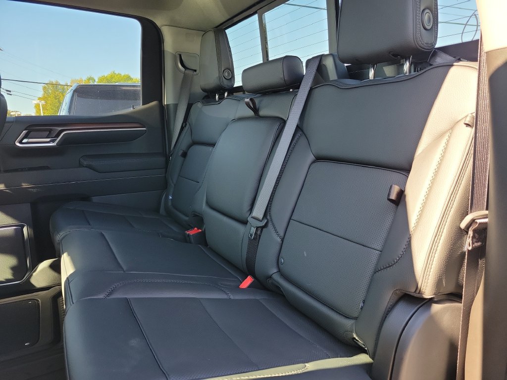 Used 2026 GMC Sierra 1500 Denali w/ Denali Reserve Package AWD/4WD image 12
