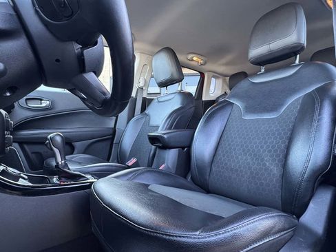 Used 2018 Jeep Compass Latitude w/ Popular Equipment Group image 22