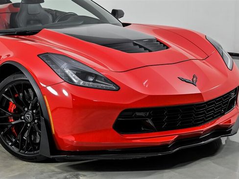 Used 2016 Chevrolet Corvette Z06 w/ 3LZ Preferred Equipment Group RWD image 2