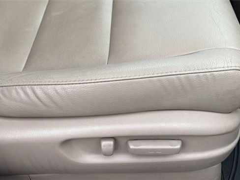 Used 2014 Honda Odyssey EX-L image 33