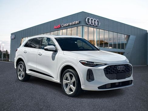 New 2025 Audi Q5 Premium Plus image 2