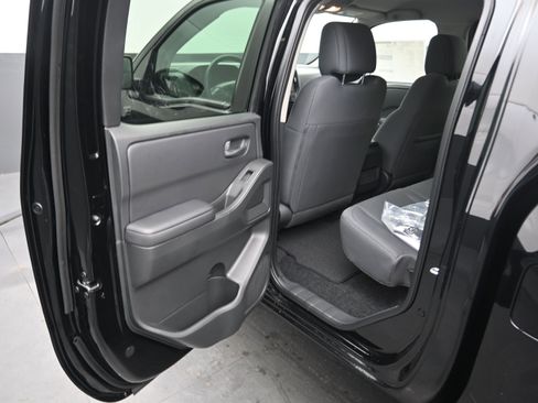 New 2026 Nissan Frontier S image 10