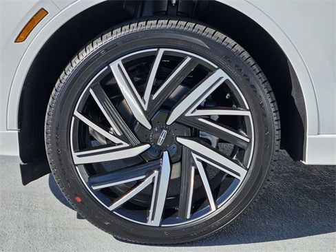 New 2025 Lincoln Aviator Black Label w/ Black Label Special Edition image 10