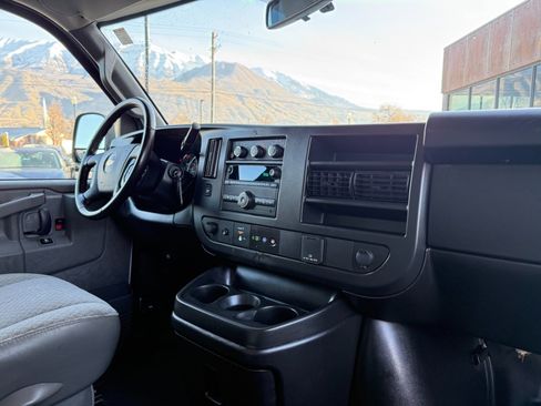 Used 2023 Chevrolet Express 2500 w/ Driver Convenience Package image 12