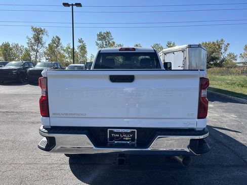 New 2026 Chevrolet Silverado 3500 LT w/ Convenience Package image 6