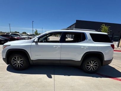 Used 2017 GMC Acadia SLT