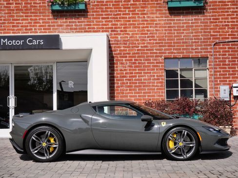 Used 2022 Ferrari 296 GTB RWD image 4