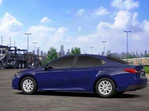 New 2026 Toyota Camry LE AWD/4WD image 27