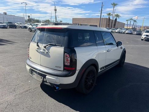 Used 2011 MINI Cooper Clubman FWD image 5