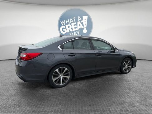 Used 2018 Subaru Legacy 2.5i Limited image 3