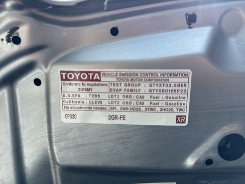 Used 2016 Toyota Highlander XLE AWD/4WD image 38