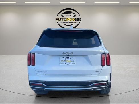 Used 2023 Kia Sorento SX AWD/4WD image 6