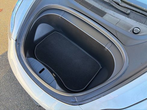 Used 2018 Tesla Model 3 Long Range image 15