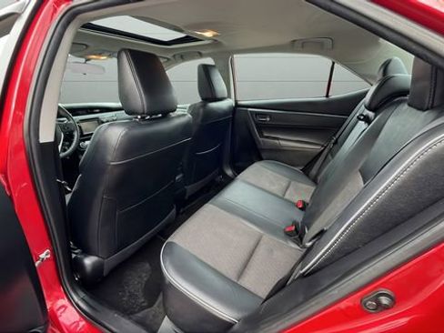 Used 2016 Toyota Corolla S image 32