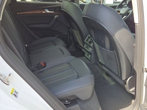 Used 2022 Audi Q5 2.0T Premium Plus image 8