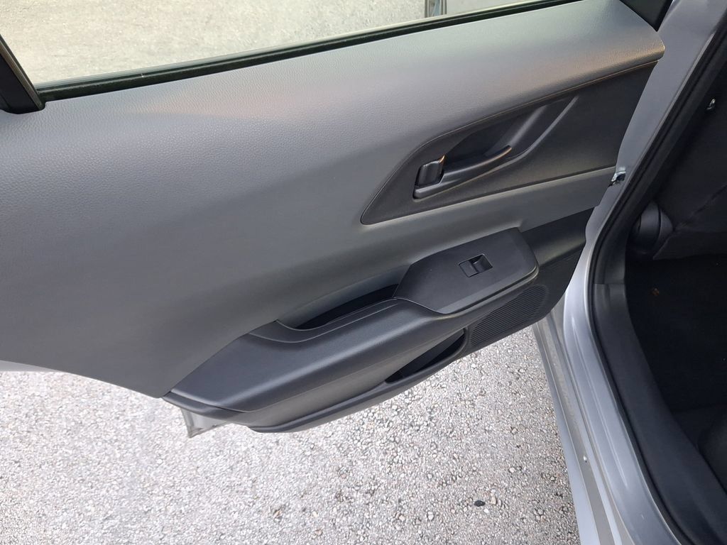 Used 2025 Toyota Prius LE FWD image 14