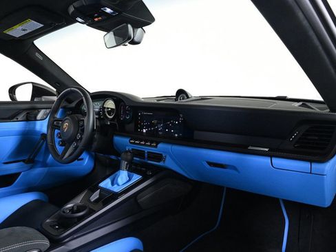 Certified 2025 Porsche 911 GT3 RS image 17