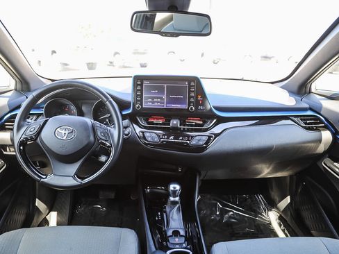 Certified 2019 Toyota C-HR XLE FWD image 12