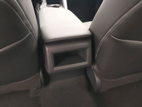 Used 2023 Toyota Camry SE image 17