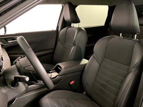 Used 2025 Mitsubishi Outlander AWD image 22