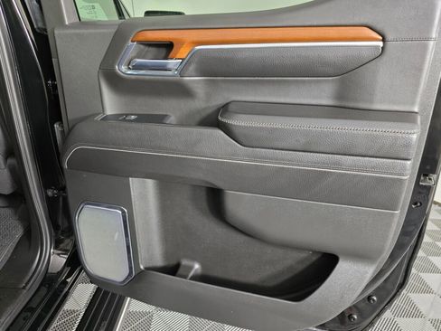 Used 2023 GMC Sierra 1500 Denali image 41