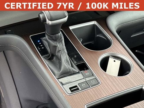 Used 2021 Toyota Sienna XLE w/ XLE Plus Package image 23