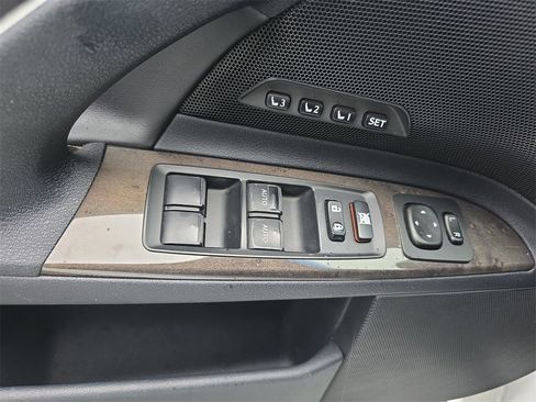 Used 2010 Lexus IS 250C image 33