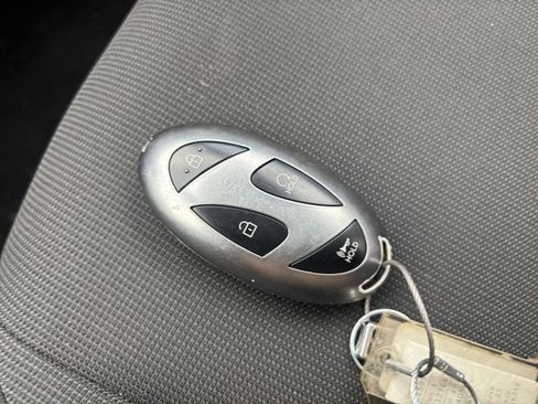 Used 2025 Hyundai Kona SEL image 22