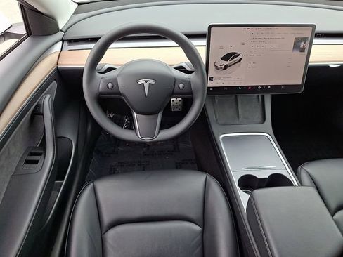 Used 2023 Tesla Model 3 Standard Range RWD image 13