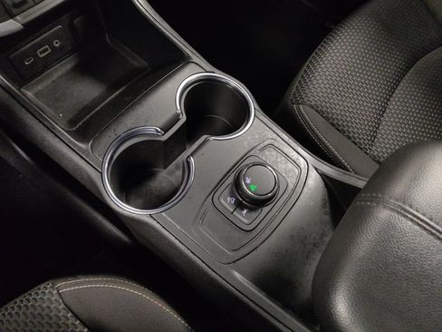 Used 2024 GMC Terrain SLE image 26