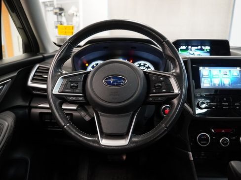 Used 2019 Subaru Forester Premium image 18