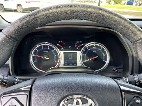 Used 2019 Toyota 4Runner TRD Off-Road Premium image 25