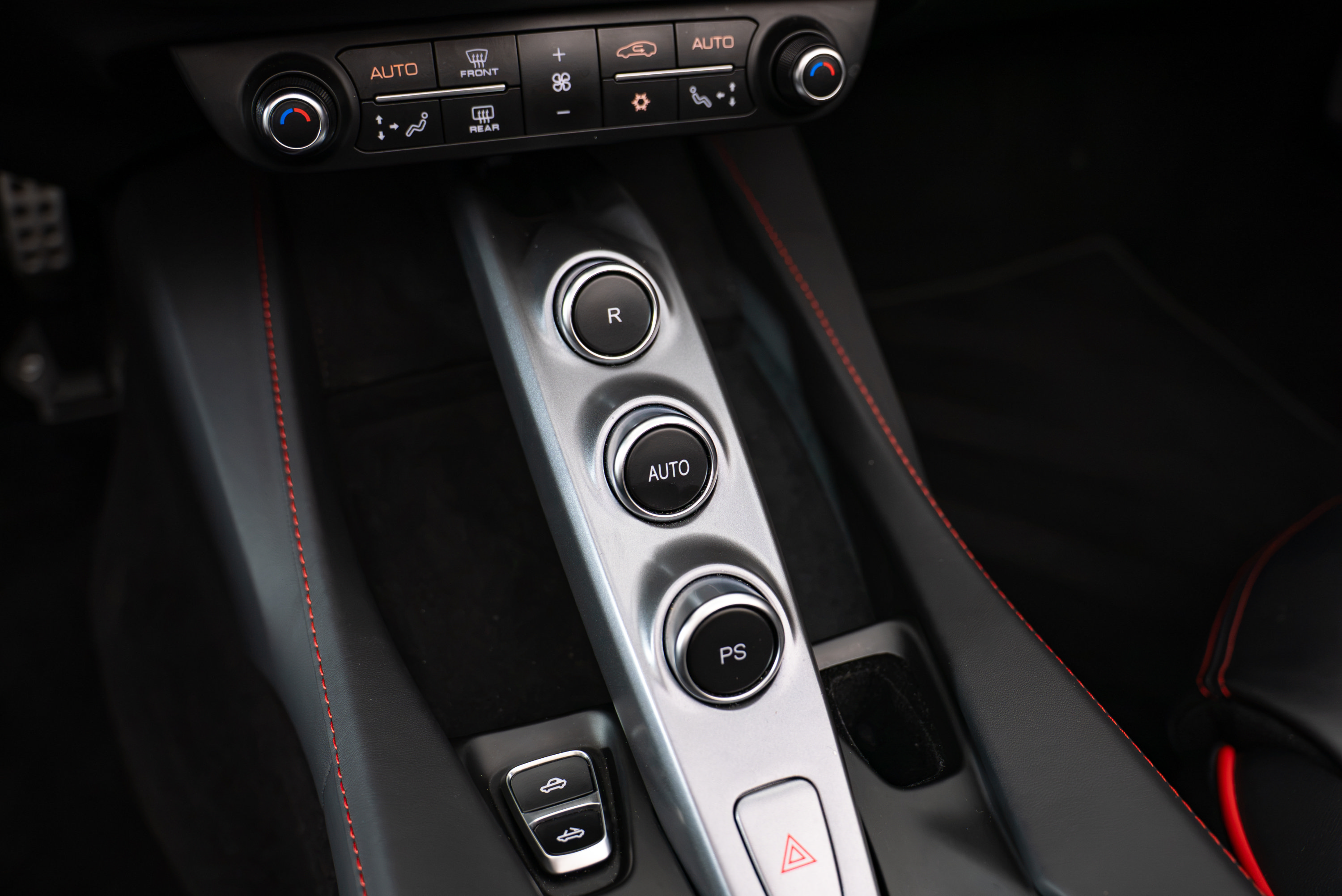 Used 2023 Ferrari Portofino M RWD image 19