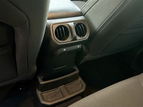 Used 2023 Jeep Wrangler Unlimited w/ Cold Weather Group image 28