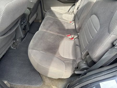Used 2011 Nissan Pathfinder SV image 11