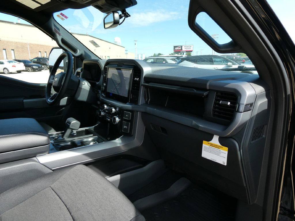 New 2026 Ford F150 XLT w/ Equipment Group 302A MID AWD/4WD image 12