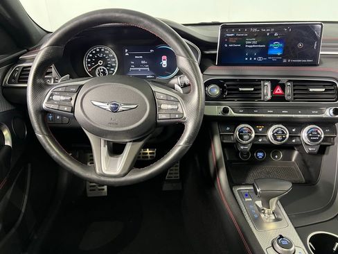 Used 2023 Genesis G70 2.0T w/ Sport Prestige Package image 13