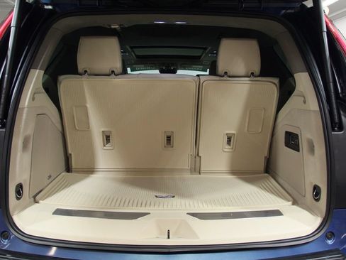 Used 2026 Cadillac Escalade Platinum Luxury AWD/4WD image 26