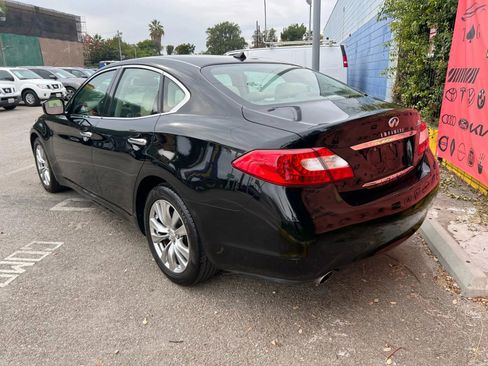 Used 2012 INFINITI M37 w/ Premium Pkg image 6