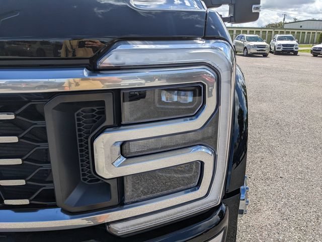 Used 2026 Ford F450 Platinum w/ Platinum Plus Package AWD/4WD image 9