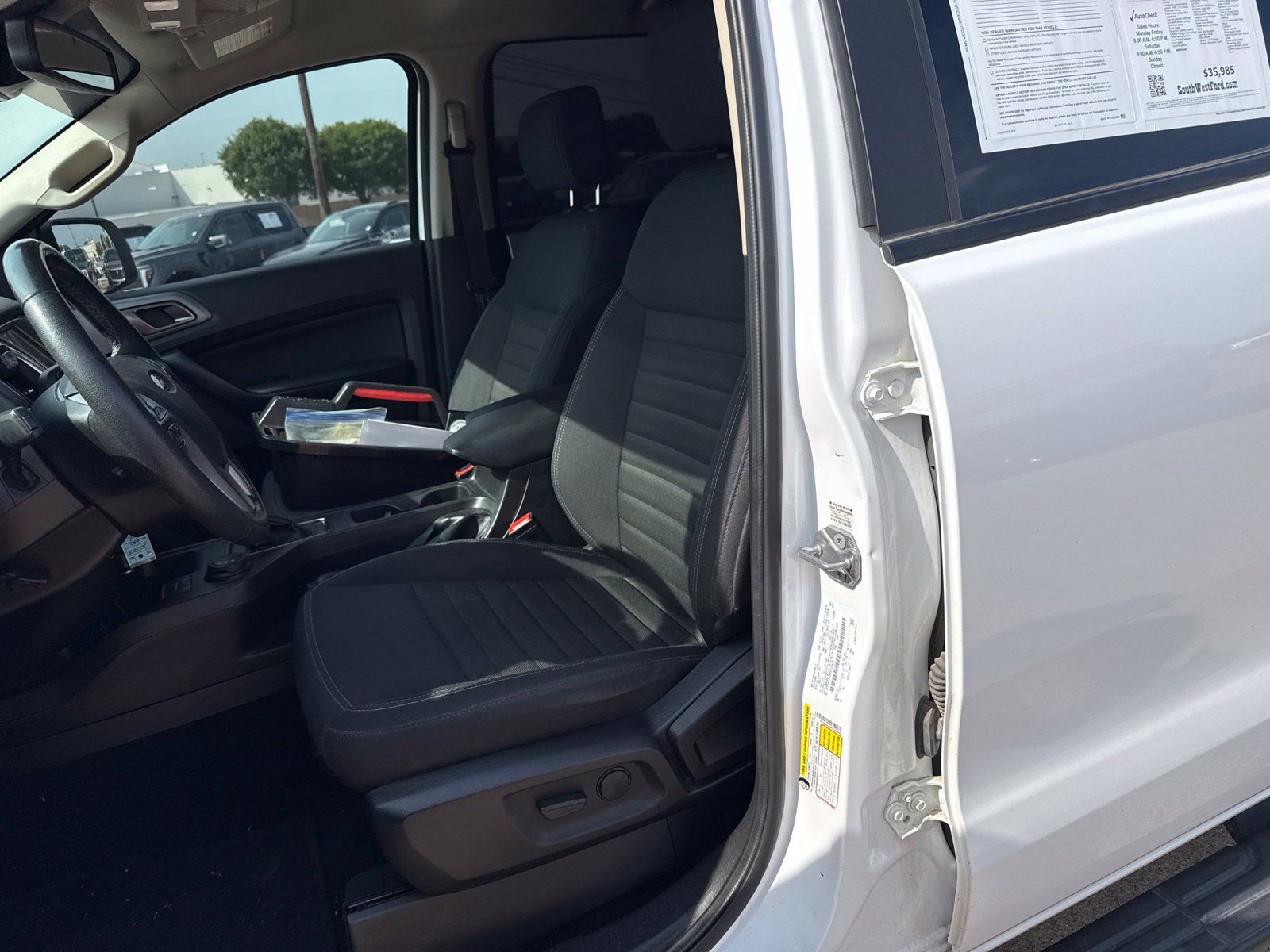 Used 2023 Ford Ranger XLT w/ Equipment Group 302A High AWD/4WD image 13
