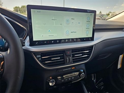 New 2025 Ford Escape SE w/ PHEV Premium Package image 19