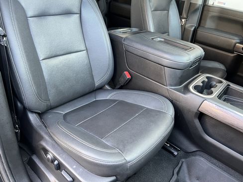 Used 2022 Chevrolet Silverado 2500 LTZ w/ LTZ Plus Package image 23