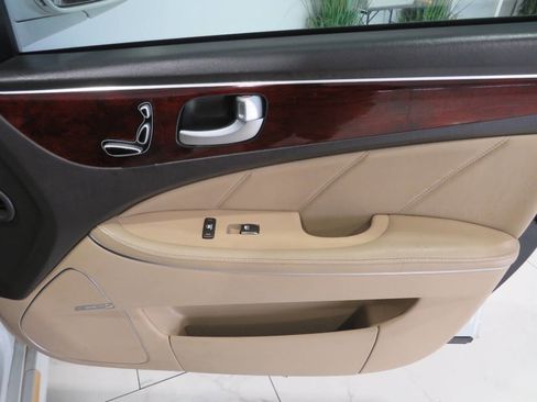 Used 2012 Hyundai Equus Signature image 33