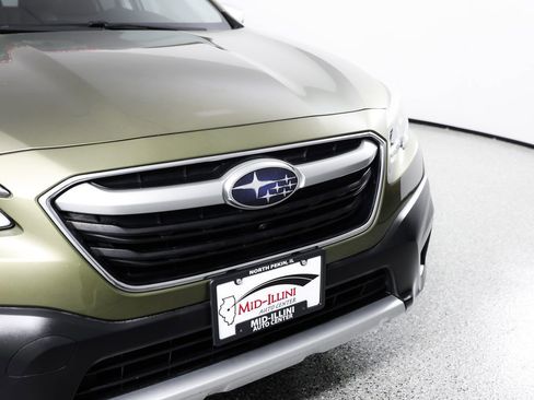 Used 2020 Subaru Outback Touring w/ Popular Package #2 AWD/4WD image 4