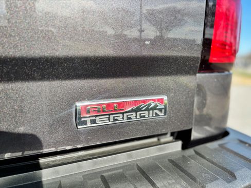 Used 2015 GMC Sierra 1500 SLT w/ All-Terrain Package image 11