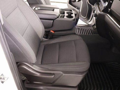 Used 2022 Chevrolet Silverado 1500 LT image 13